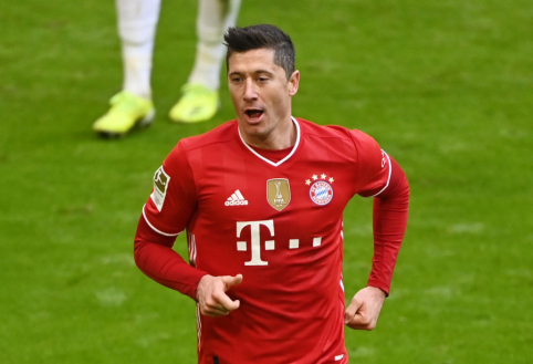 R. Lewandowski entered the history of the Bundesliga with golden letters