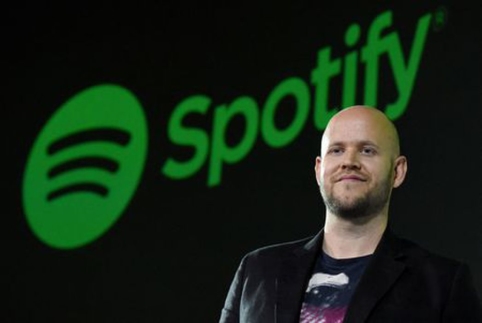 Owner of "Spotify" and "Arsenal" fan D. Ek should offer 2 billion for the club