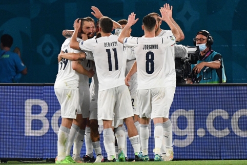 Group A: Italy extends winning streak