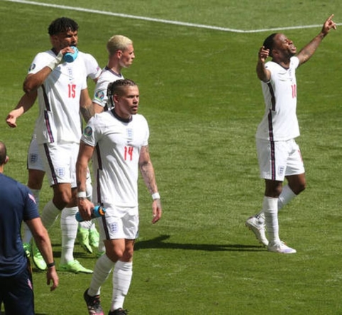 England won against Croatia with a minimal advantage