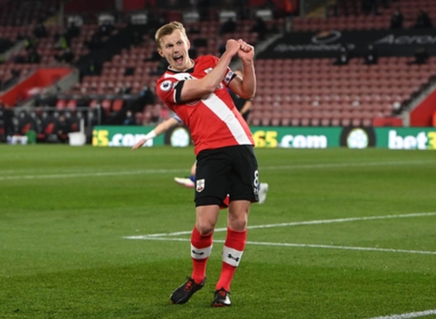 "Tottenham" and "Aston Villa" will try to hunt J. Ward-Prowse"