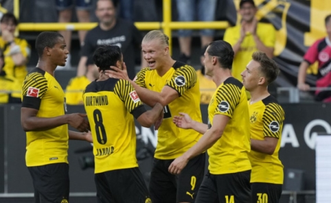 Fantastic E. Haaland helped Borussia team crush Eintracht squad.