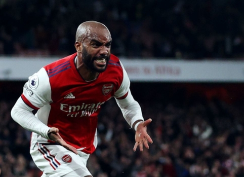 In the London derby, dramatic equalizer "Arsenal" team snatched by A. Lacazette