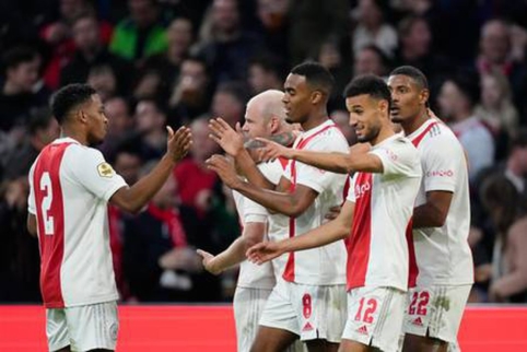 "Eredivisie" 10th round: leaders' duel "Ajax" defeats PSV