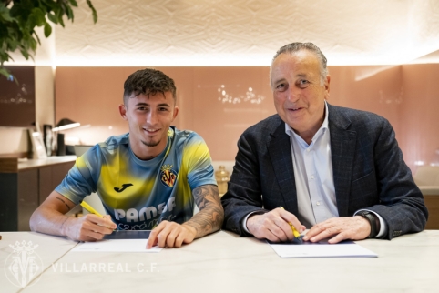 The Spanish prodigy Y. Pino extended his contract with "Villarreal"