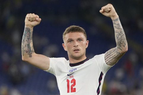 K. Trippier: D. Simeone told us to pray when we played against L. Messi.