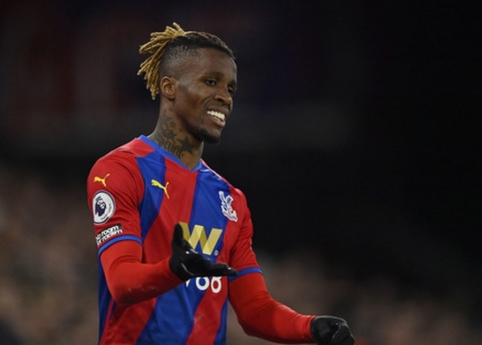 W. Zaha should leave the "Crystal Palace" team in the summer.