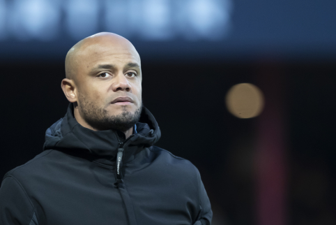 V. Kompany meets with Bayern coach.