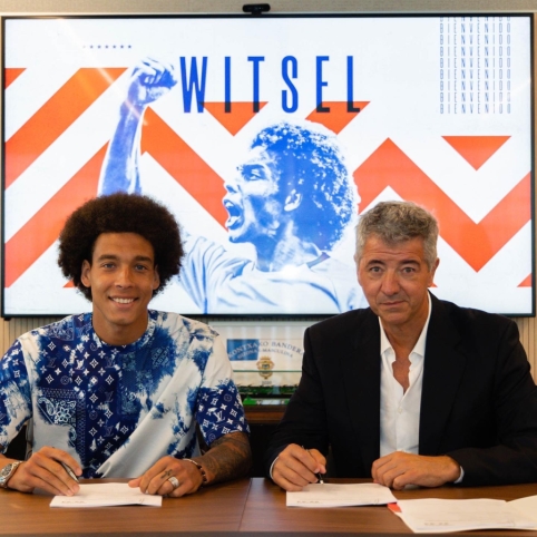 Official: A. Witsel signed a one-year contract with "Atletico"