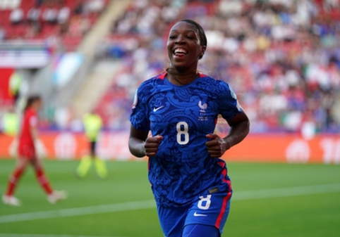 Women's EURO 2022: tough victory for the hostesses, Italy and Geyoro's hat-trick crushed