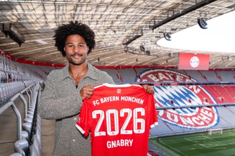 Official: S. Gnabry remains in "Bayern" club