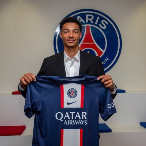 Official: PSG won the battle for the expensive H. Ekitike