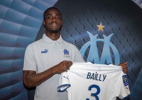 Official: E. Bailly joins Marseille's "Olympique" on loan terms