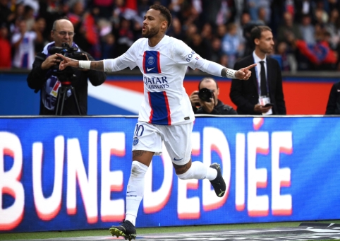 Neymar's goal brought victory to PSG team against "Brest" eleven