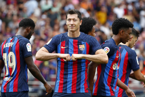 "Barcelona" manages to deal with the remaining team "Elche" without any difficulty