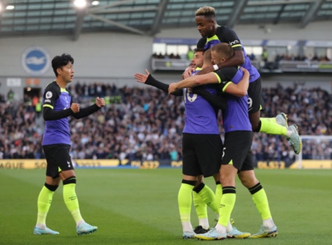 Tottenham players returned money to fans for disgraceful away game