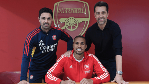 Official: Important defender extends contract with "Arsenal"