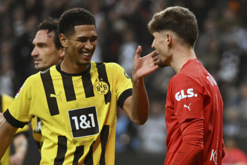 "Borussia" struggled to victory against "Eintracht" club on the road.