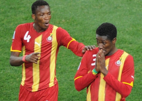 The wife of a Ghanaian football star took away the gas station