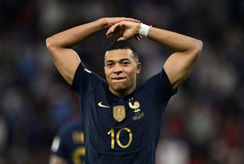 After FFF President's words, K. Mbappe defended Z. Zidane: "He is France