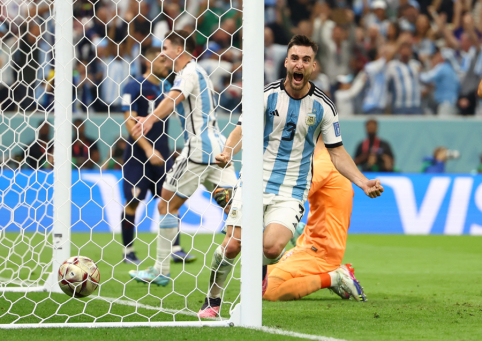 Argentina confidently advances to the World Championship final.