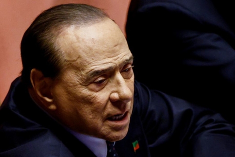 Monza players and fans demand that S. Berlusconi fulfill a scandalous promise