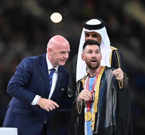 L. Messi received an irresistible offer to sell the trophy hive