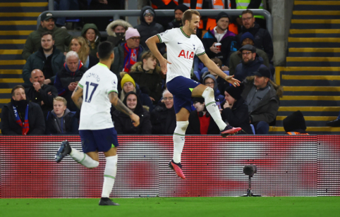 Tottenham" crushed "Crystal Palace" in the second half