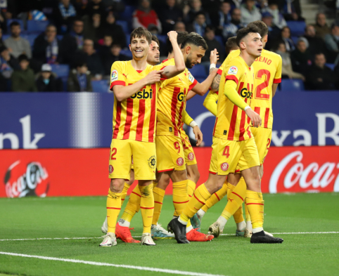 At the end of the match, "Girona" defeated "Sevilla" with eleven players