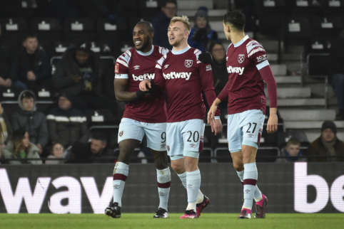 FA Cup: "West Ham" dealt with "Derby" footballers away