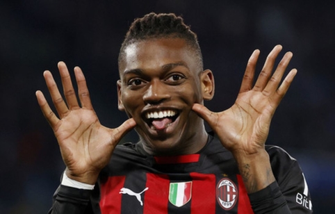 Press: R. Leao agrees to extend contract with "Milan