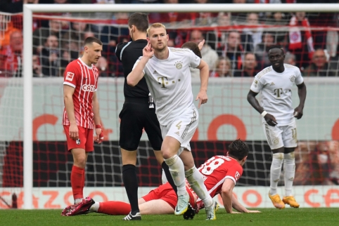 Impressive distant shot by M. de Ligt gifted victory to Bayern team