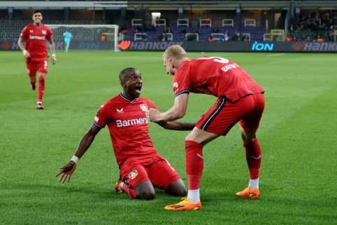 Bayer" won an important victory against "Leipzig" club.