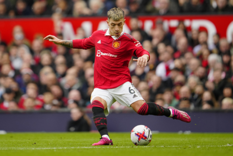 Man Utd" aims to sign a new contract with L. Martinez