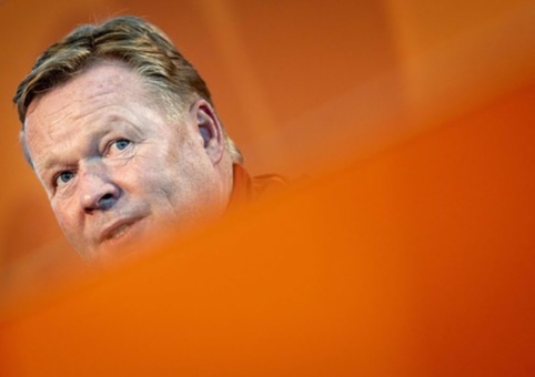 R. Koeman criticized A. Taylor's work in the match against France