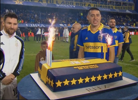 Riquelme's farewell took place at the legendary "La Bombonera" stadium