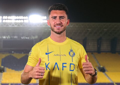 Official: A. Laporte has left for Saudi Arabia