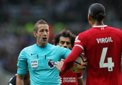 V. van Dijk - punishment from the FA