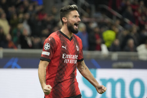 O. Giroud confirmed that he will leave the "AC Milan" club