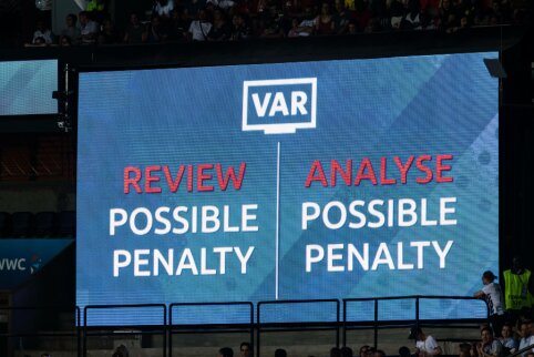 Premier League clubs refused to abandon the VAR system