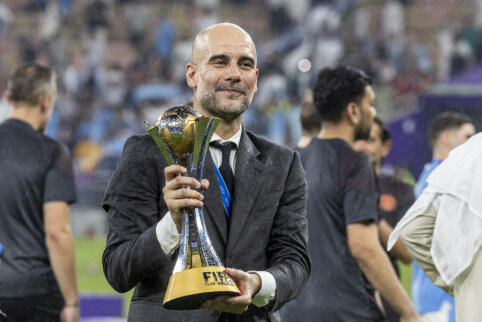 In search of a new Barcelona coach - Guardiola's advice