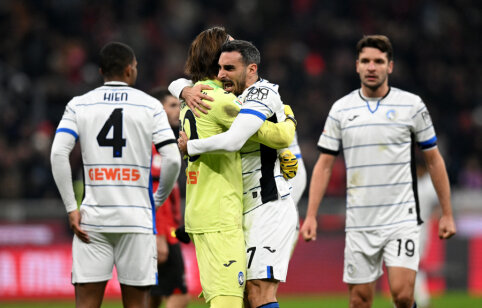 Bergamo's Atalanta" knocked out the AC Milan club in the quarterfinals of the Italian Cup