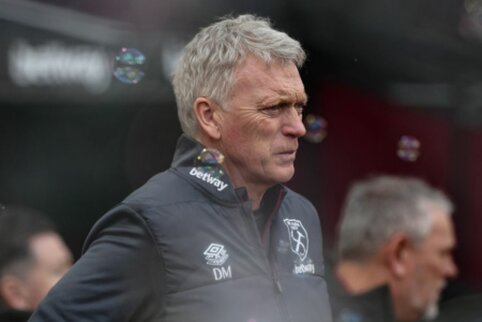 West Ham" began looking for alternatives to D. Moyes