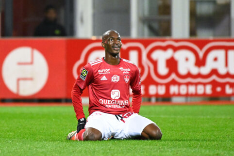 Brest" team, continuing their sensational season, beat "Marseille" and rose to 2nd place in France.