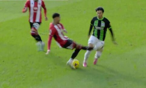 Sheffield United" defender A. Ahmedhodzic covered M. Holgate's insane mistake.