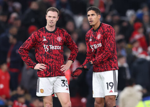 R. Varane and J. Evans dropped out of Manchester United's defense lineup