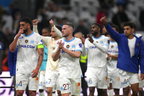 In the competitive match, "Marseille" and "Nice" split peacefully