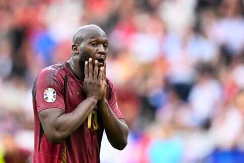 Wasting opportunities, R. Lukaku writes himself into history of European Championship