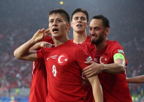 The Turkish team's outfit surprised the national team's fans