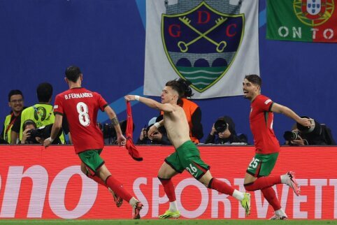 Portugal suffers victory over Czech Republic